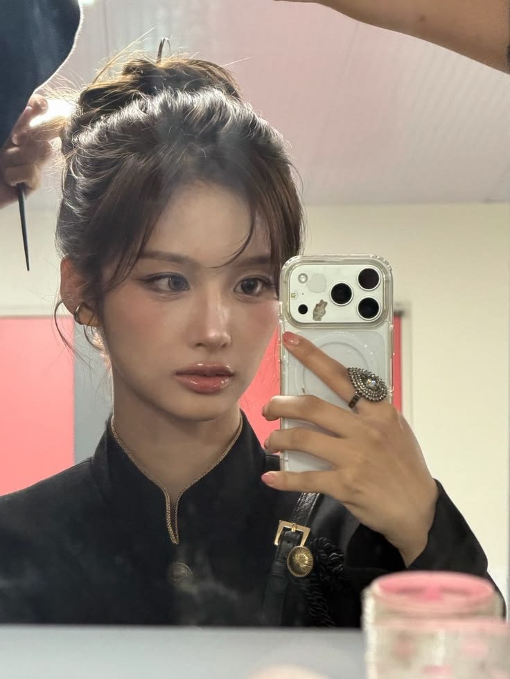 rullyoon's tweet photo. Haloo kak Jungsu @kjungsoo aku punya minuman enak buat kakak https://t.co/y7QJGtjHd1