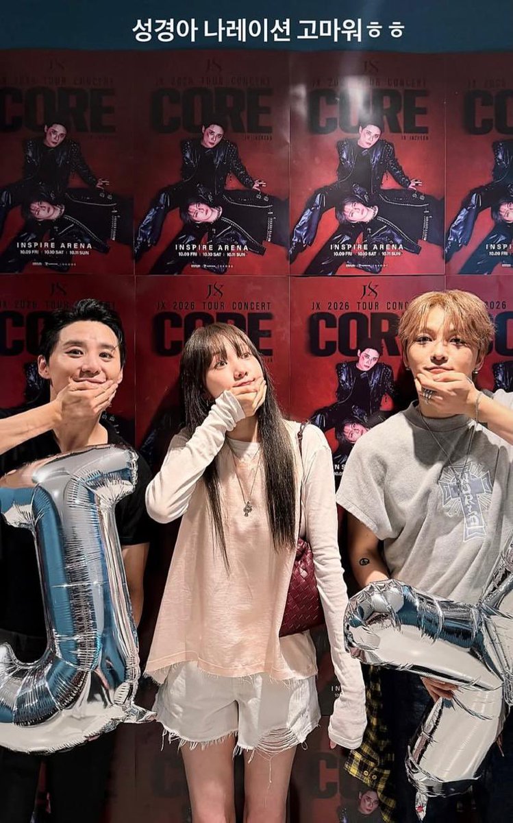 dbskfanbaseid's tweet photo. 📌Idol &amp; Actor on Jaejoong Junsu JX CORE Concert (seen by public)💗

• SAYMYNAME
• KEYVITUP
• 2AM Jokwon
• Lovelyz Kei
• Lee Sungkyung
• Lee Joobin
• Kim Jaewon
• Ko Sooyoung
• ATEEZ Yunho
• Shinhwa Minwoo
• FTIsland Hongki Jaejin
• Xiumin
• TWS Kyungmin
• VAYONN https://t.co/08hUNkvAOz