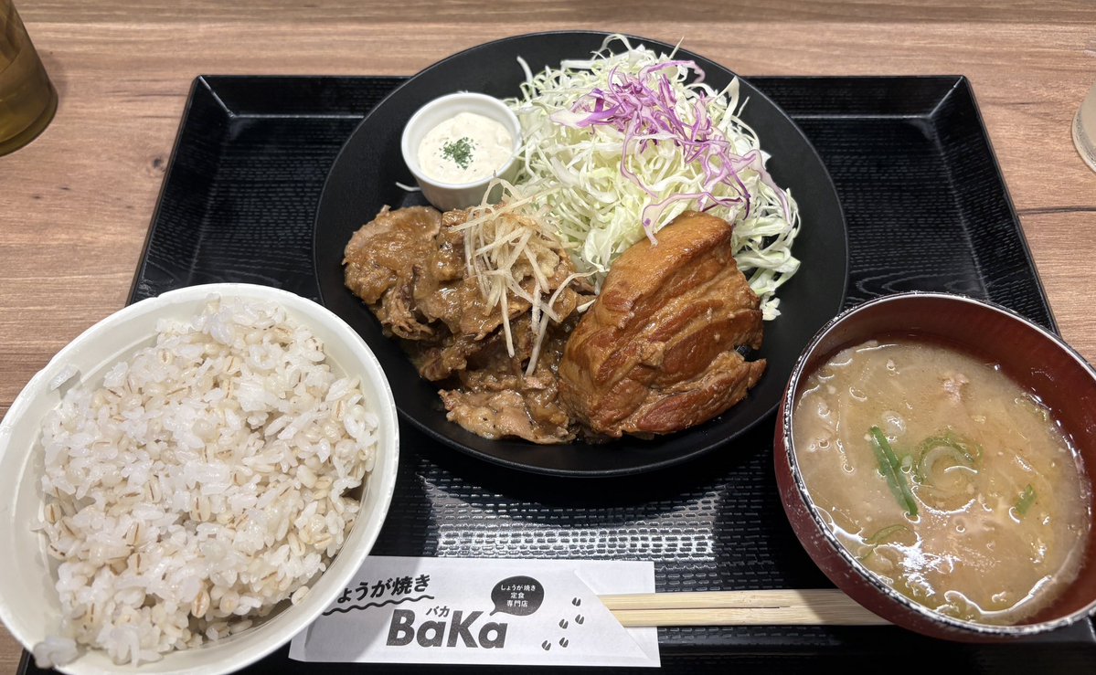 soxcks's tweet photo. そういえば、金の亀いってきたー🐢

ジンジャポ(ジンジャエール×ポカリ)
も美味しいし、豚のしょうが焼きも
美味いのも、もちろんなんだけど
生姜に特化したサウナで汗が出しやすいように生姜水や生姜キューブあって
ととのいスペースも快適で
ガチでととのったー！また行きたい https://t.co/pg9QvArXPR