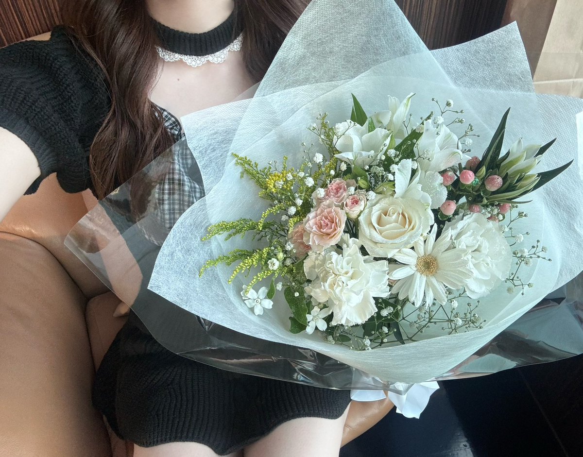 s1o13g's tweet photo. .   ⟡     ˚    ♡   .
             ✧︎       . 
｡ﾟﾟ･｡･ﾟﾟ｡⠀  
˚｡       𝐇𝐚𝐩𝐩𝐲 𝐁𝐢𝐫𝐭𝐡𝐝𝐚𝐲 𝐒𝐡𝐨𝐠𝐨
    ﾟ･｡･
 ♡         ⟡         ˚  
     
#HAPPYSHOGODAY
#祝28歳_将吾に伝えたいのは大好き https://t.co/ZAjADpXEDi