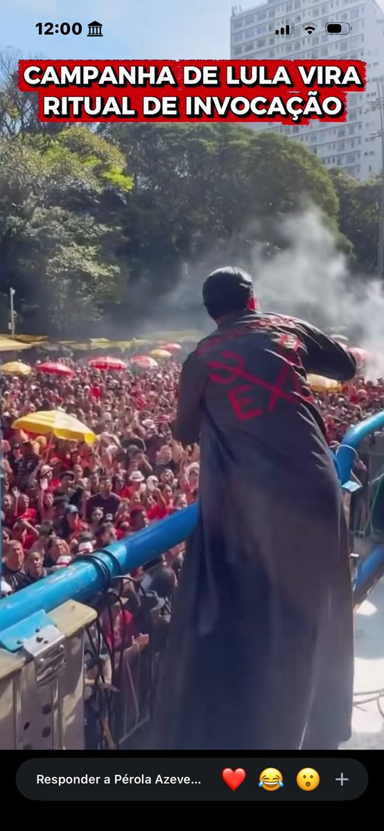 perolacomrazao's tweet photo. quem NOS DERA que isso aqui fosse uma campanha de lula, QUEM DERA! os bolsonaristas estão ficando criativos pra semear intolerância religiosa na internet https://t.co/Gyk24o3fBk