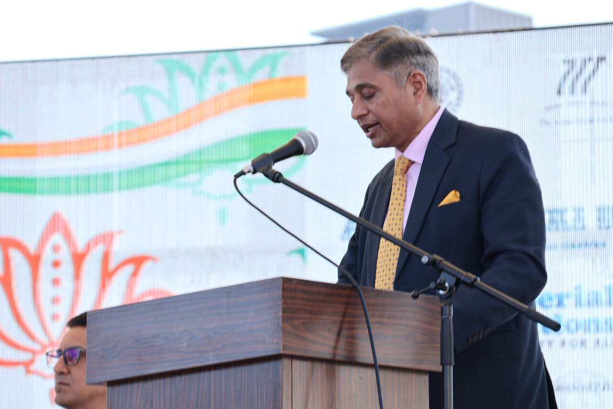 VikasSwarup's tweet photo. The highlight of my trip was the 15th anniversary of India Mela, the large scale cultural festival I initiated as Consul General in 2010. It was special to see the seed planted with the support of the Indian community and local artists grow into such a beautiful flowering tree. https://t.co/jBrKr7rFes