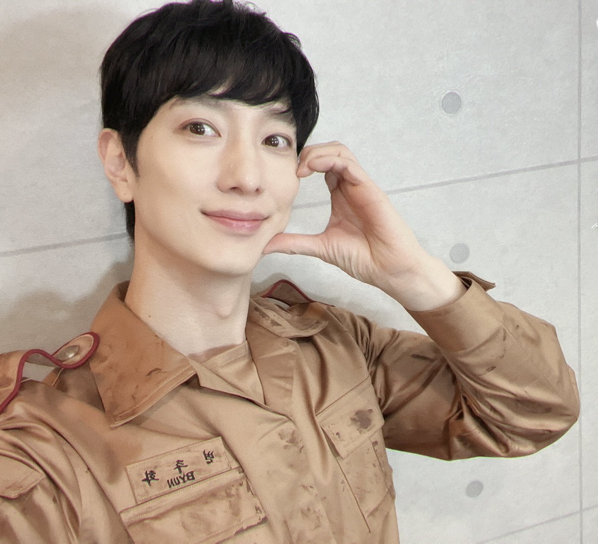 w1nterwest's tweet photo. 내차밍이복슬반덮머돌려줘 정권지르기2일차
ㄴ1일차는 단톡으로 치기로 함. https://t.co/1MJUwvrMkv