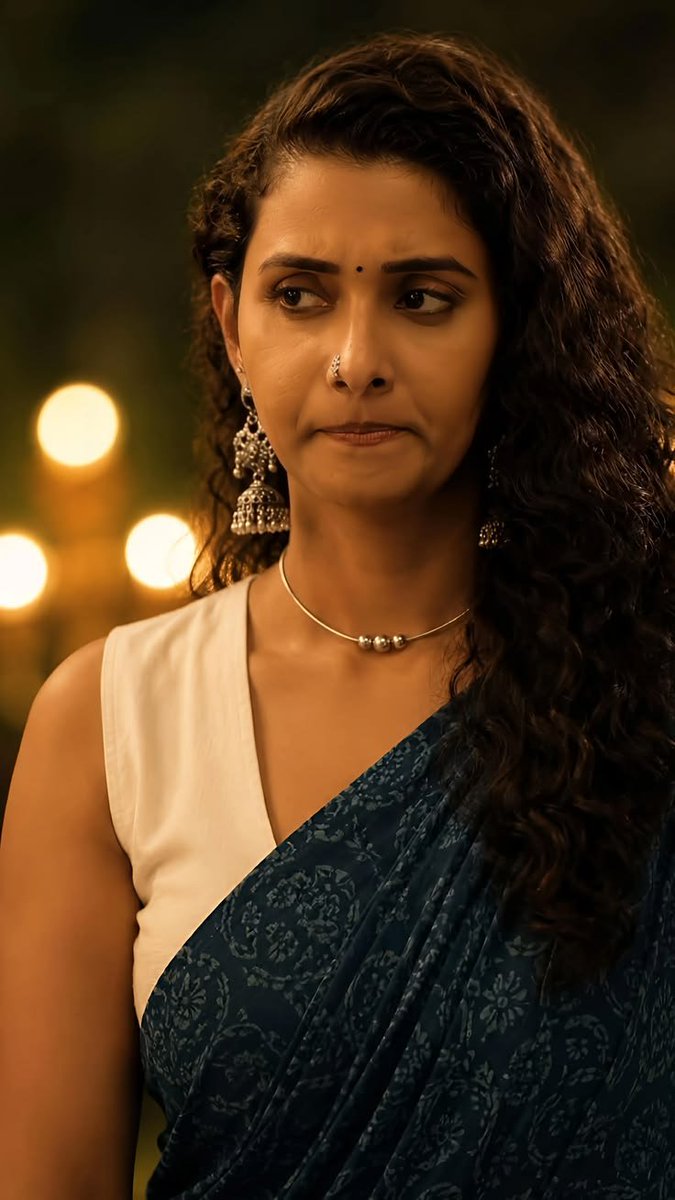 goddessrekha's tweet photo. Ipo dhan andha video parthen
Neenga avar en jattiya kazhainadhum adha eduthu morndhu parthu aari irukeenga. Idha ivlo naal neenga panni parthadhe ila ana ipo avar munnadi panni irukeenga innum ena ena dirty fantasies ella try pannanumnu irukeenga? https://t.co/nrcDY6XHE9