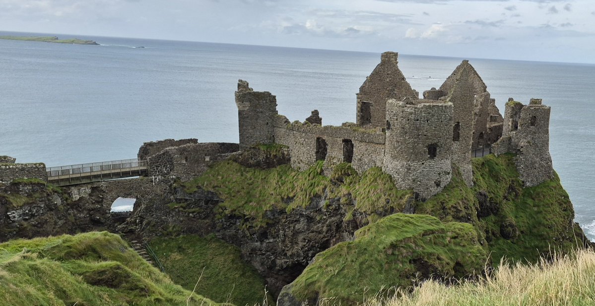 cormac_mcginley's tweet photo. Dunluce Castle -  built and used between the 13th and late 17th centuries. 
County Antrim, Ireland. https://t.co/55LSvCzkYL