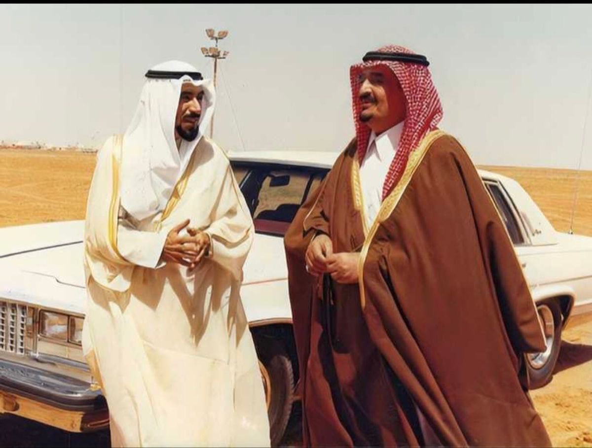 XXwey70's tweet photo. اجمل ماقيل في حب السعودية والكويت🇸🇦🇰🇼

ياتبقى الكويت والسعودية 
ياتنتهي الكويت والسعودية https://t.co/2Umll8MCCh