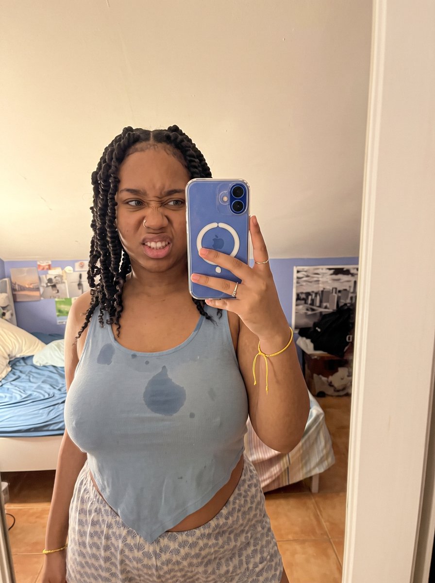NiaSimonHere's tweet photo. just woke up and got a wild request on my exclusive link in bio! https://t.co/RfUH6gp0mN