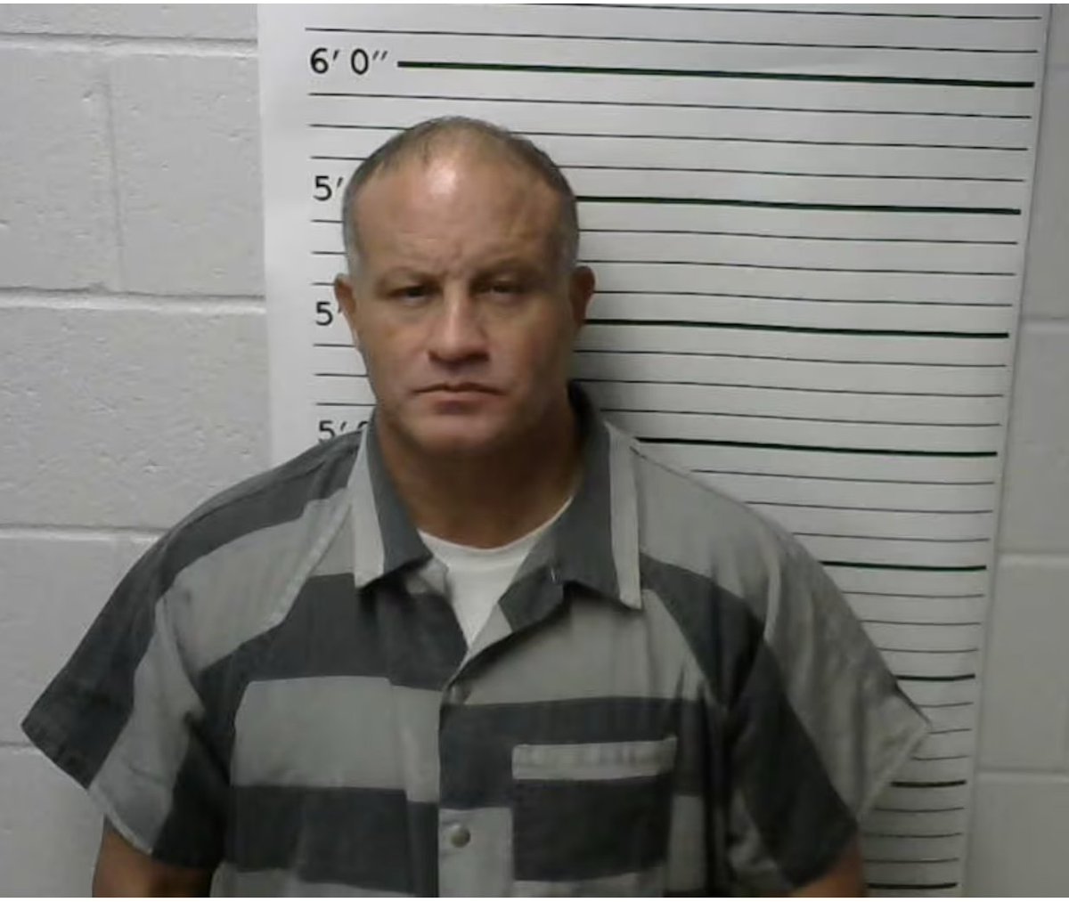 IncarcerNation's tweet photo. Christopher Paul, 48, raped two 13-year-old girls 20 years ago. He was never convicted. Now he is about to become the new police chief for Elizabeth, LA. Republican candidate. You read that correctly. Now read it again.
https://t.co/e8BYZCYKZL https://t.co/mIGGCFrrIO