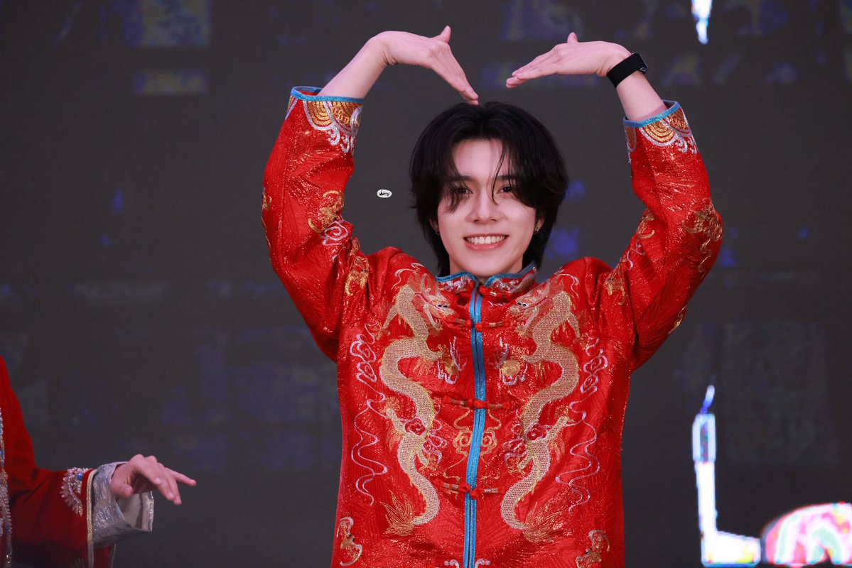 wong_benignboy's tweet photo. 2026OCT12
Vision Wings Offline fansign in Changsha

#HENDERY #헨드리 #黄冠亨
#威神V #WayV #WeishenV https://t.co/fysZfClfFI