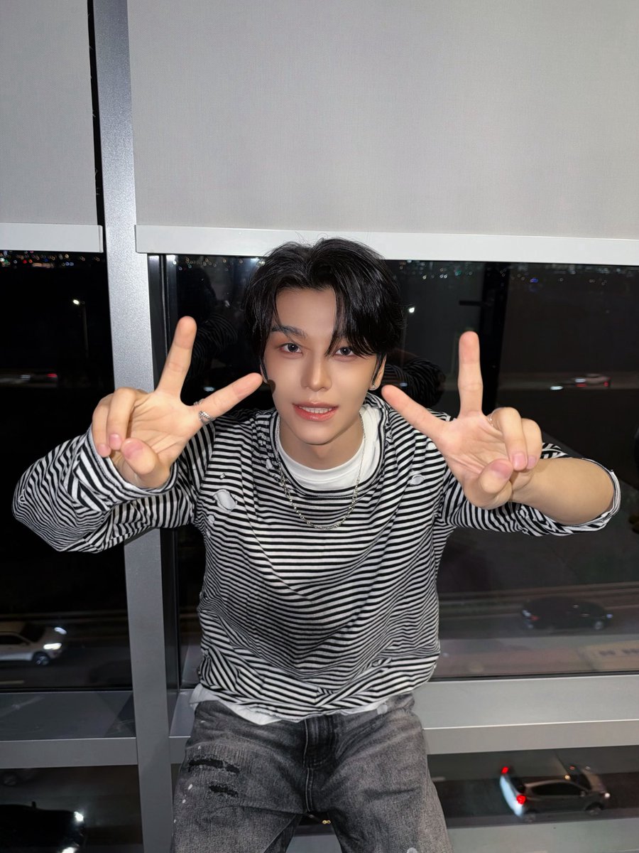 ALD1_official's tweet photo. 😮
•     •
   o

#ALPHADRIVEONE #ALD1
#알파드라이브원
#XINLONG #씬롱 https://t.co/wZGnzc4bCQ