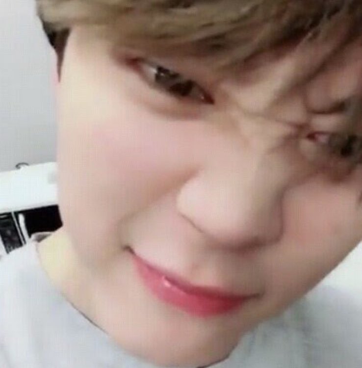 taeglazer's tweet photo. happy birthday, my jimin! 

#HAPPYJIMINDAY https://t.co/cvWvsxHJSz