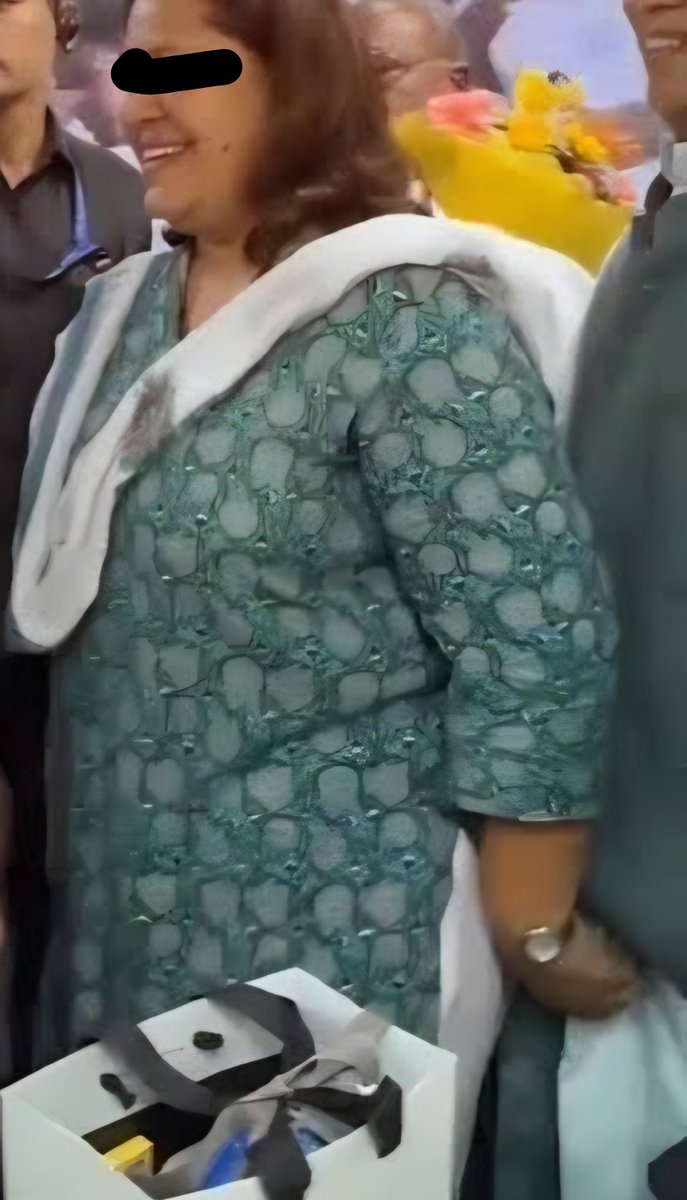PrimalTIMELINE's tweet photo. @SupriyaShrinate A WOMAN who ensures MAN feel TICKLE - is a very good WOMAN
😭😭🤣🤣

Time to get blocked 🫡 https://t.co/xvvnqccr3B