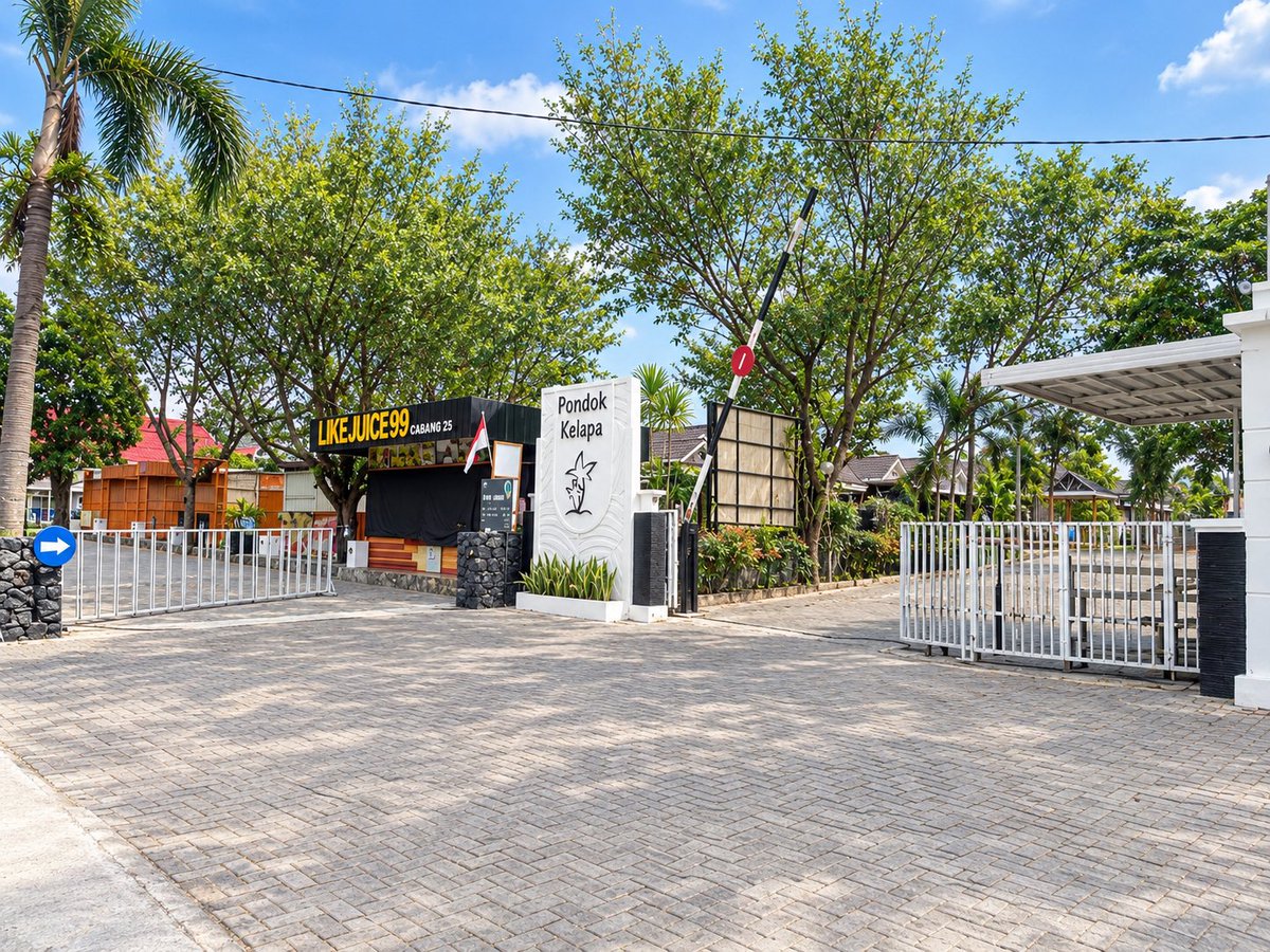 hashslinging292's tweet photo. Dijual rumah di Perumahan Pondok Kelapa Jl. Karang Anyar 1 Kota Banjarbaru

KT 3 KM 2
Carport 2 mobil
Ruang jemur di lantai 2
Security 24 jam

Lingkungan Strategis
Murjani ±8 menit
Q Mall ±13 menit
Bandara ±14 menit
Kubah Guru Sekumpul ±18 menit

Harga Rp. 745.000.000 nego https://t.co/GGvDvN2JnA