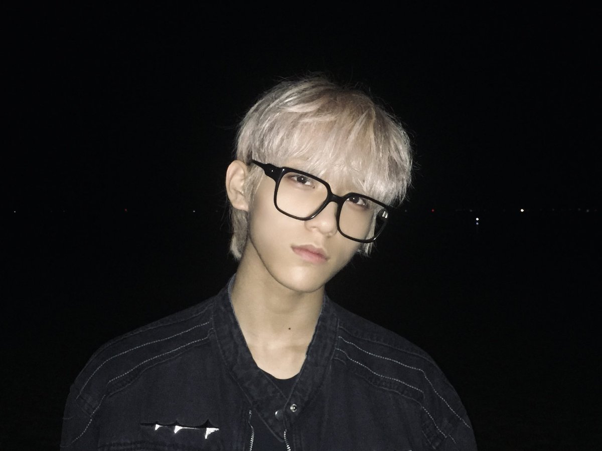 AHOF_official's tweet photo. 뭔가 요즘 가을 느낌〜🍂

#AHOF #아홉
#DAISUKE #다이스케 https://t.co/vzusP0DgL5