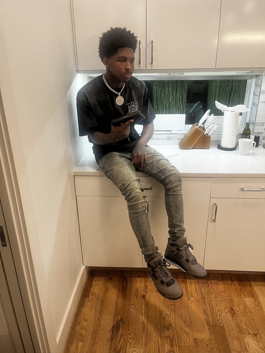 Mjtharealkrook's tweet photo. #dopeboyFits #fyp #DallasTx https://t.co/BpCja1KPH7