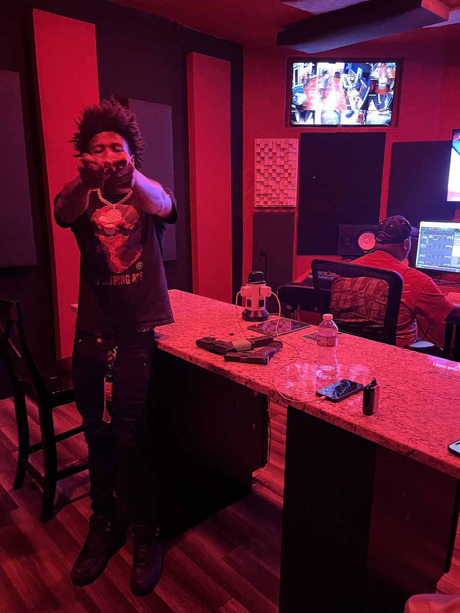 Mjtharealkrook's tweet photo. #StudioK #dallasTx #fypシ゚viralシfypシ゚ https://t.co/inyxFtzljV