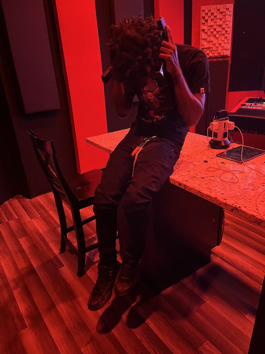 Mjtharealkrook's tweet photo. #StudioK #dallasTx #fypシ゚viralシfypシ゚ https://t.co/inyxFtzljV
