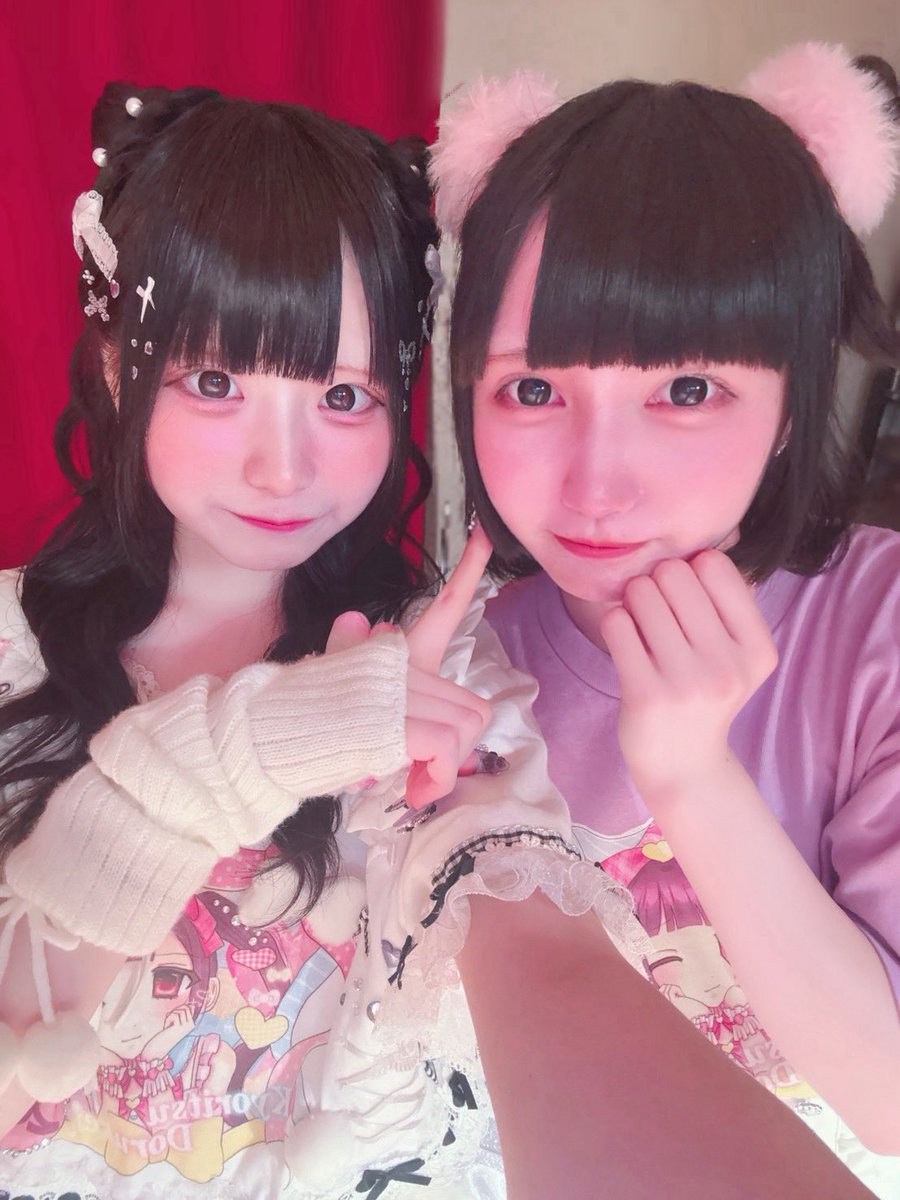 sh4xx13's tweet photo. #共立祭2026 2日間ありがとうございました❕
同期のみんなといっぱい仲良くなれてるんるん🎵

そしてだーーいすきなふみさんとツーショ撮れて幸です激かわねこさん⭐️ https://t.co/EzGLG3A9Qh