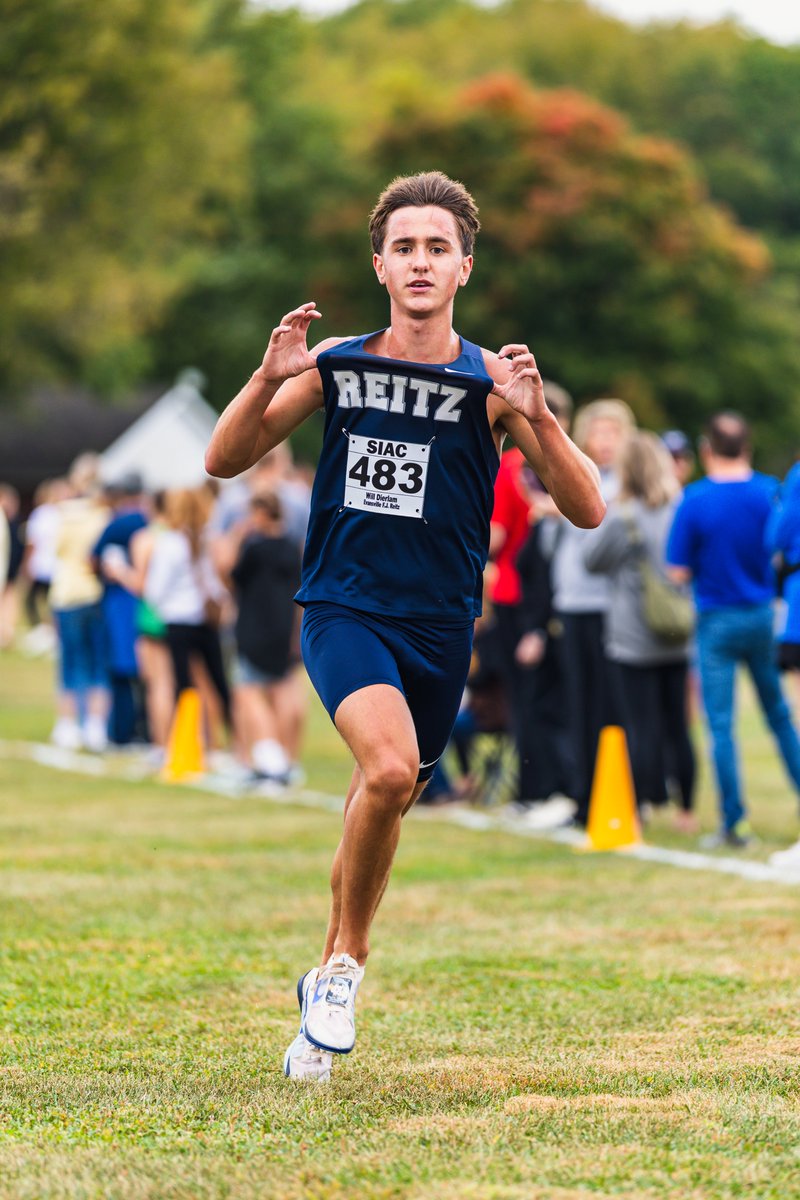 EVSC1's tweet photo. Reitz's Will Dierlam won the SIAC Conference cross country meet with a time of 15:48.5. North's Lincoln Willoughby finished third overall in 16:08.3, and the Reitz boys placed second as a team. https://t.co/bXlyBgmBsn
