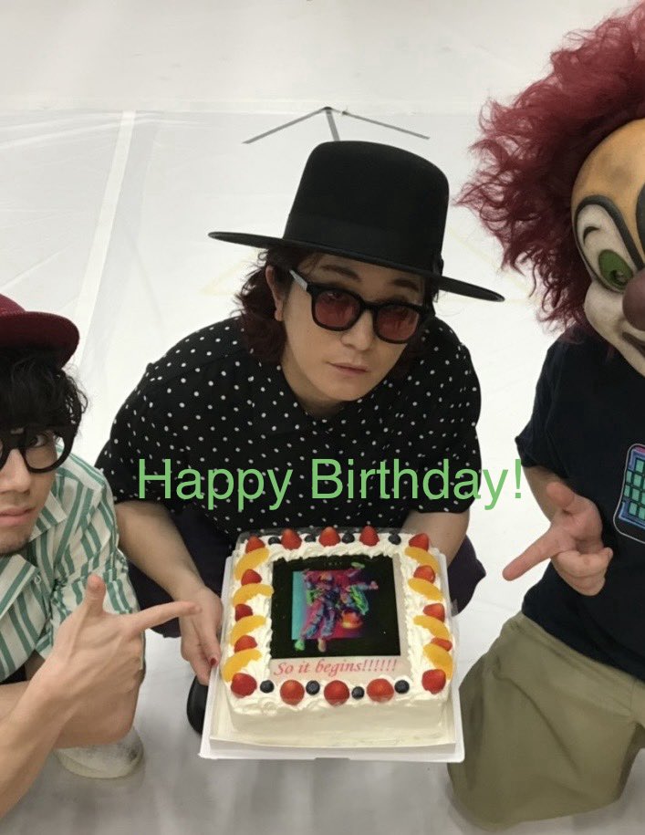 cocho_cocho_www's tweet photo. 歳を重ねるほど
だんだんエロくなっていくFukaseくん
お誕生日おめでとうございます🎂
幸せな1年でありますように https://t.co/vGIRihtktp