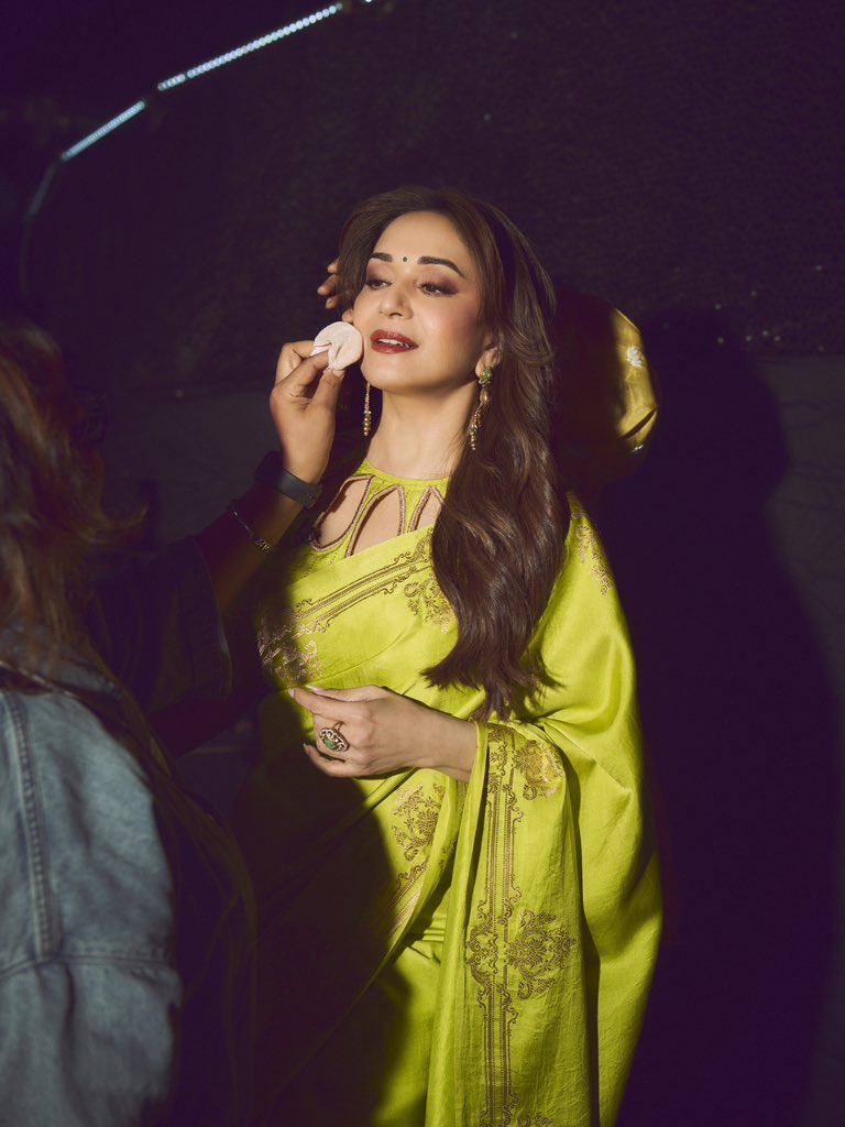 MadhuriDixit's tweet photo. A little behind the scenes magic before the magic begins ✨ https://t.co/ylqIbYFif7
