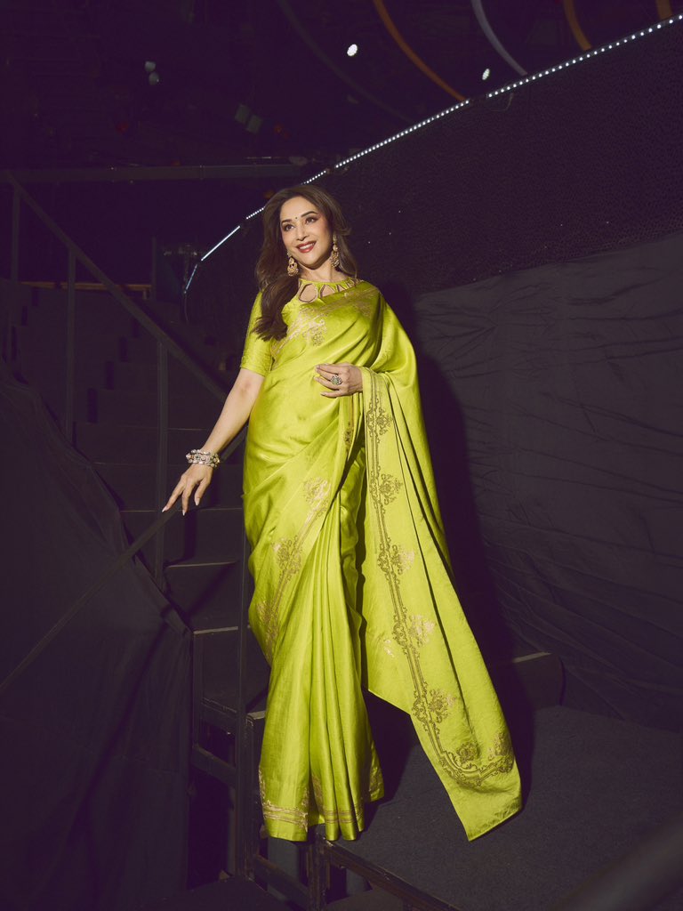 MadhuriDixit's tweet photo. A little behind the scenes magic before the magic begins ✨ https://t.co/ylqIbYFif7