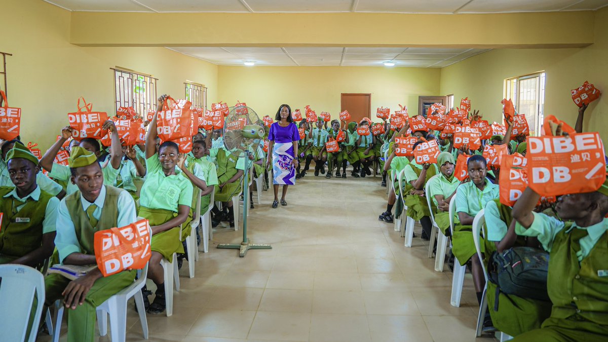 FAAN_Official's tweet photo. As part of activities marking Customer Service Week 2026, the Customer Service Department of the Federal Airports Authority of Nigeria (FAAN) visited Ewutuntun Senior/Junior Grammar School, Mafoloku, Oshodi, Lagos, one of the community schools around Murtala Muhammed International Airport, Lagos.

During the visit, students received gift items and words of encouragement, inspiring them to embrace kindness, show consideration for others and go the extra mile in their daily lives.

The outreach reflects FAAN’s commitment to extending the values of excellent service beyond the airport environment and into the surrounding communities, reminding young people that meaningful impact often begins with simple acts of care, empathy and thoughtfulness.

Customer Service Week 2026: Small actions.  Lasting impact.

#CustomerServiceWeek2026