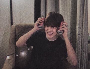 bonnyoongi's tweet photo. the world feels softer because you exist #jimin https://t.co/KyakIJHCmX
