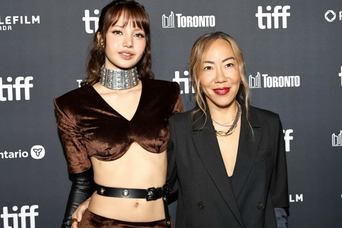 btf0327's tweet photo. Sue Kim talks to Variety about ALWAYS LALISA in a new interview.

Variety: Did Blackpink’s label YG have a say in “Always Lalisa?” How much freedom did you have in making the film?

Sue Kim: Good question. I had complete and total freedom in making “Always Lalisa” from Sony Music Vision, who are my creative partners and the owner of this project. 

The reason why we were able to be so honest and so intimate and vulnerable with Lisa in this film is because it was her year away from K-pop, so those rules that she had to abide by didn’t apply this year. That was how I was able to get such unfettered access. 

Lisa also understood that this year of freedom meant that she could express herself a little more openly and honestly, so it was a gift for both of us. 

We did not work with YG at all on this film. I will say that we tried very, very hard to license some of Lisa’s earlier trainee footage or Blackpink music videos or songs, and we were unfortunately not allowed to. That was the extent of our interactions with YG.