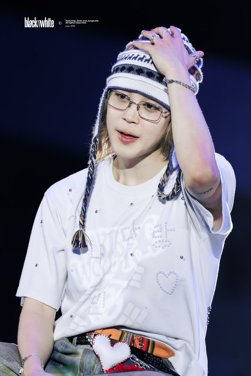Dollyssdoll's tweet photo. Happy Birthday Mimi💕 🐣
I hope that you continue to shine as always and that your music continues to touch everyone's heart I love you 💕
#HappyJiminDay
#해피지민데이
#ItBoyJiminDay
#31YearsOfSincerity
#OctoberMagicJimin https://t.co/2Kk7ljdxSc