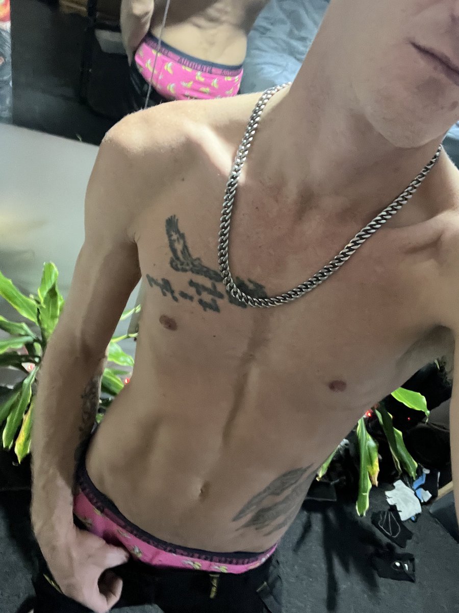 ThtLadJay's tweet photo. 🍌😜 https://t.co/o8GSgeUSTK