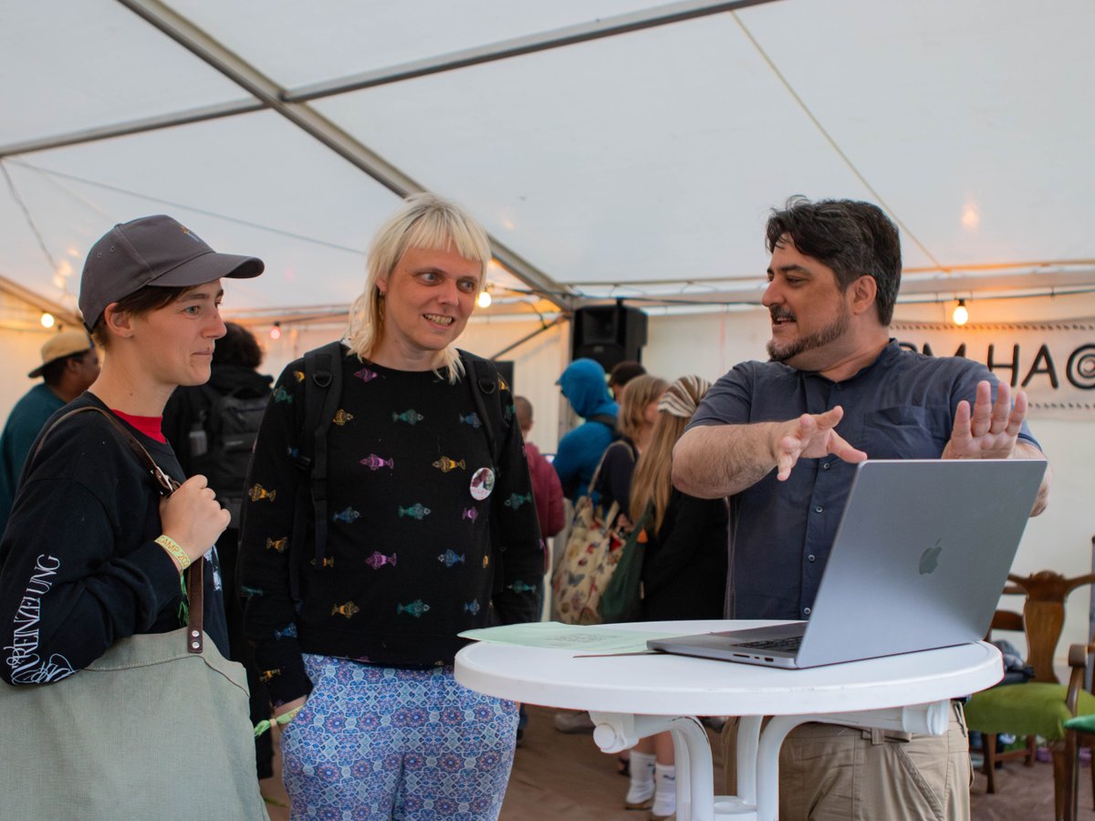 GETDWeb's tweet photo. 🌍 Looking for events in October? Explore gatherings worldwide covering digital rights, decentralized tech, data sovereignty, &amp; democratic participation! 🌱

👉📅 https://t.co/p9XGLm8lw8

Know an event we should share? Submit using the button below the calendar! 💚

#DWeb #Events https://t.co/nV6eLJS8zb