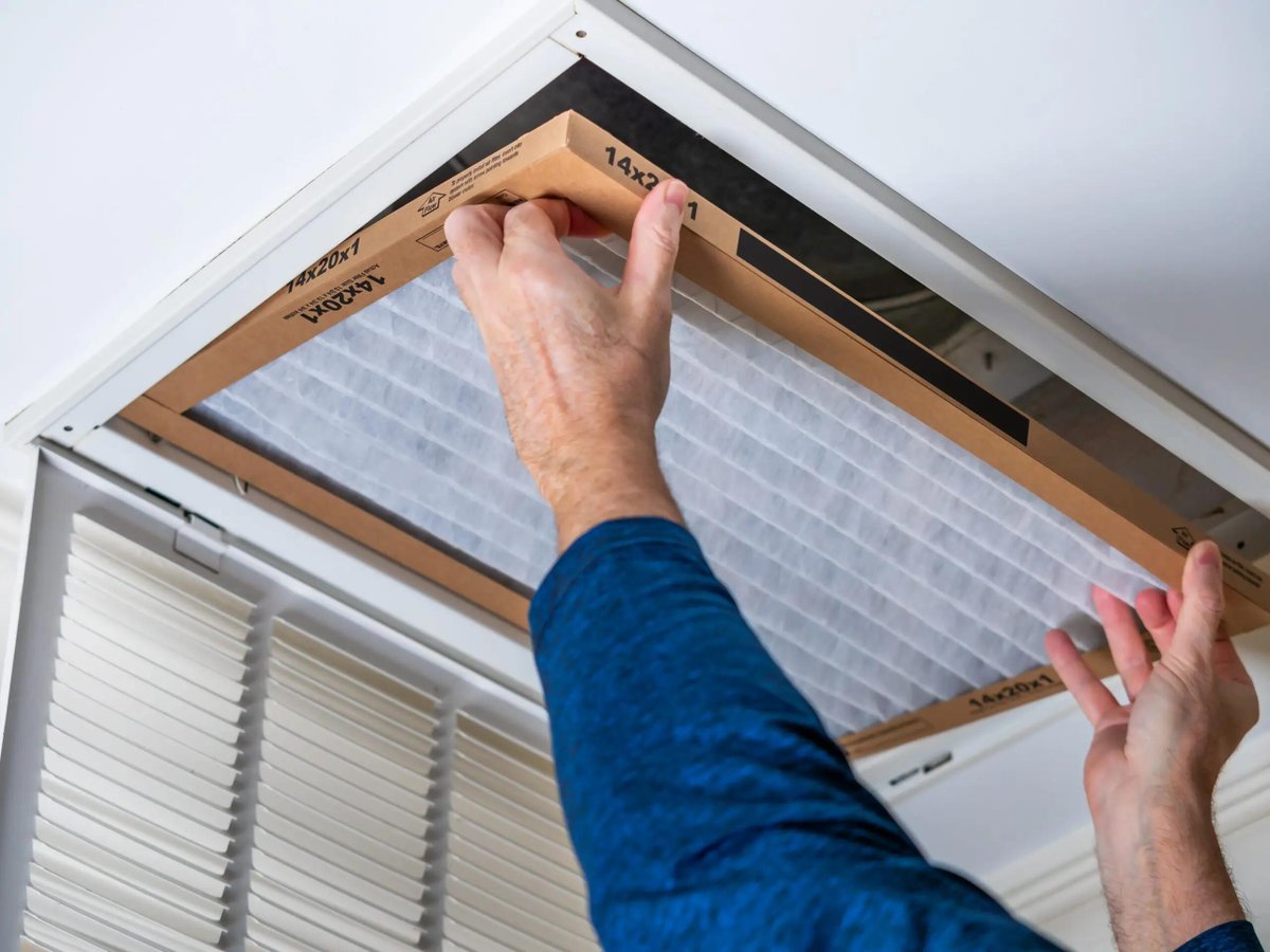 ServproBeverly's tweet photo. Home-Ready Monday: Breathe easier by checking your HVAC filters and vents. Have you checked yours this month? Vote below. DM or text a photo to 978‑927‑8665 for a free expert read. See our carousel on IG @servpro_beverlycapeann #HomeReady https://t.co/7fxONHXF3m