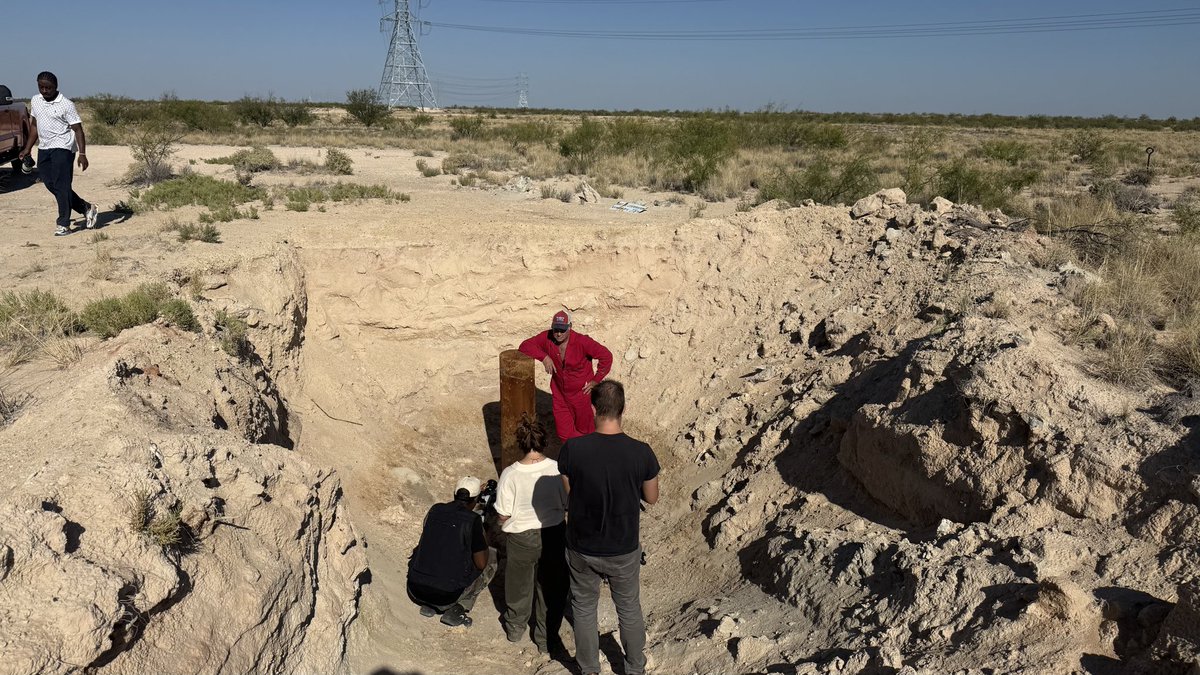 HawkDunlap's tweet photo. Zombie wells tour with journalists today.  Chevron allegedly plugged this one in the 1980s. #cvxblowout https://t.co/3bB5SukxeT