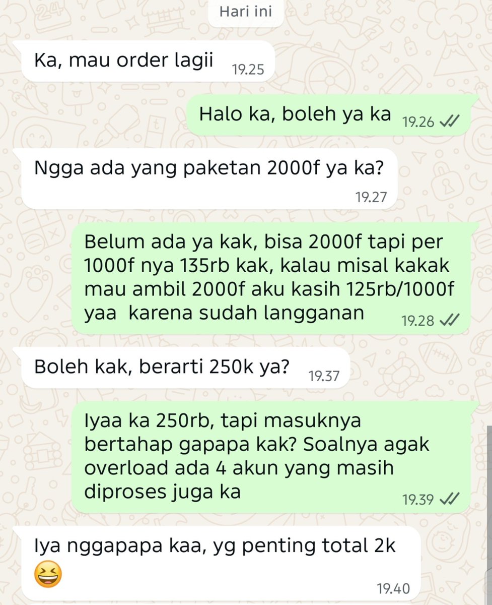 hijessly's tweet photo. Suka banget proses tiktok folls indoo, yang udah repeat order dapat disc. Sabar banget nunggu padahal lagi overload🥹🫶🏻 https://t.co/F3QhtV3WdZ
