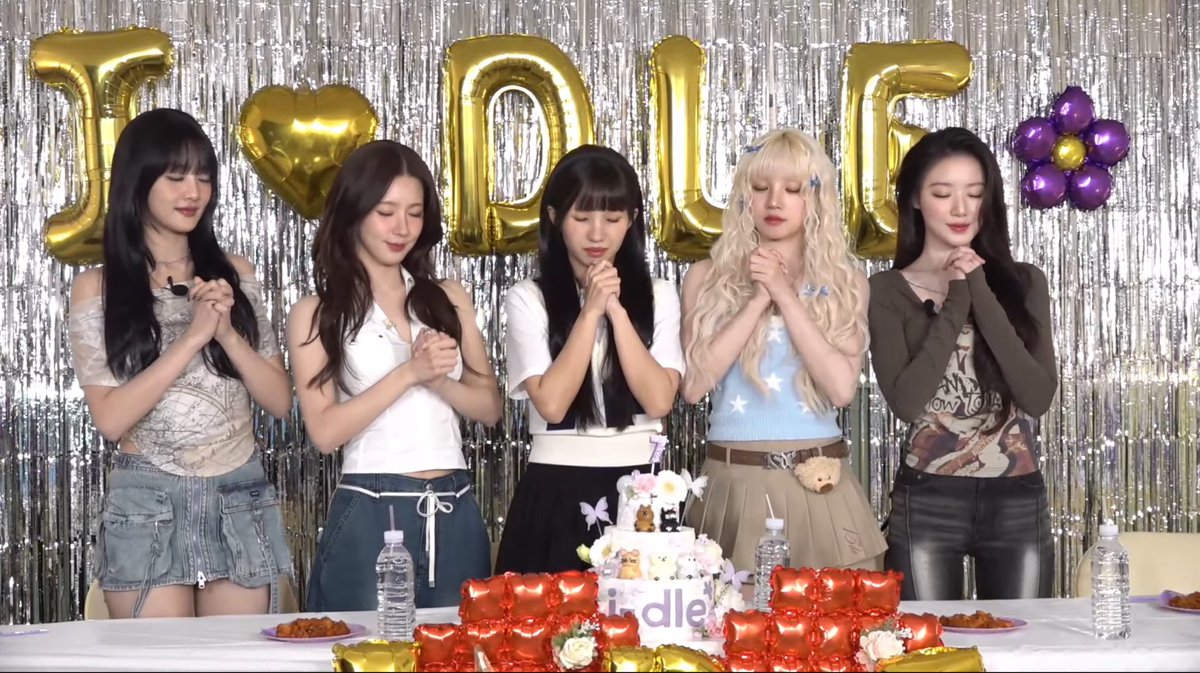 TYTY1837's tweet photo. I vote for #idle on #2026MAMAVOTE 
（Retweet = 1 vote） https://t.co/ntItQhLXVL