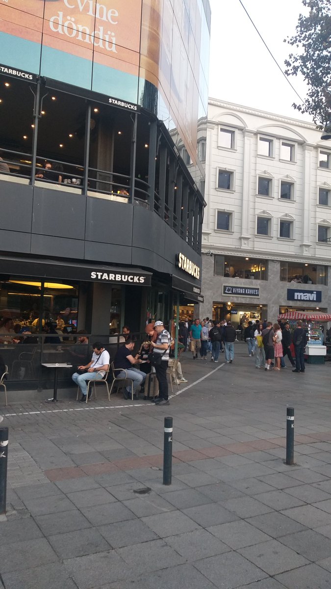 emrecagglarr's tweet photo. Kadıköy...📸 https://t.co/D9L7FqMhJL