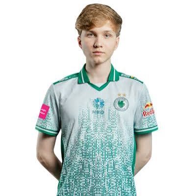 Cs2Press's tweet photo. 🚨 RUMOR: Spirit are reportedly looking to add m0NESY to their roster 👀

Could this be because sh1ro is considering retirement? 🤯

Imagine m0NESY teaming up with donk… 💀🔥 https://t.co/mocNaMuxGY
