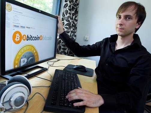 BitcoinArchive's tweet photo. FUN FACT: The first fiat Bitcoin trade occurred 17 years ago today.

• Bitcoin dev Martti Malmi sold 5,050 BTC for $5.

• Equivalent to $0.001 per Bitcoin 🤯 https://t.co/l3McXZ6bDP