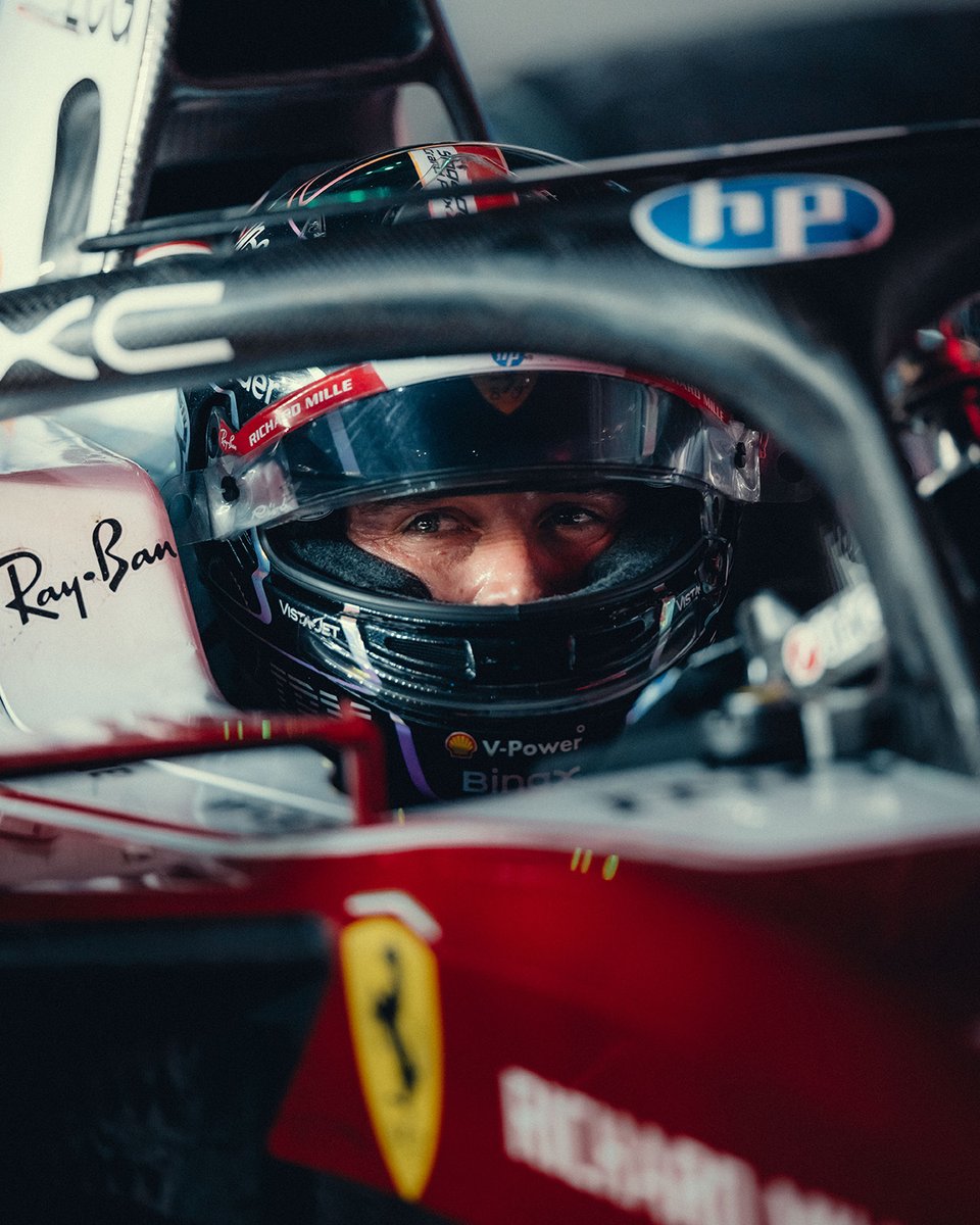 ScuderiaFerrari's tweet photo. It’s giving gotham city 🖤🦇 for the month of October https://t.co/V4Zy9VQodg