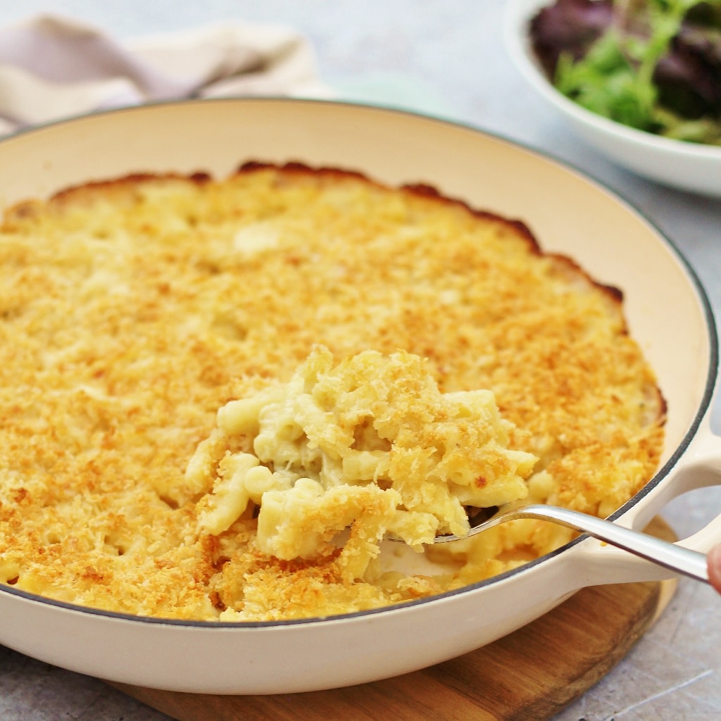 easypeasyfoodie's tweet photo. Three Cheese Macaroni Cheese => https://t.co/Ype1hopTh3 #macaronicheese #macncheese #pasta #cheese #easydinners #midweekmeals https://t.co/JTnLTqvAIN