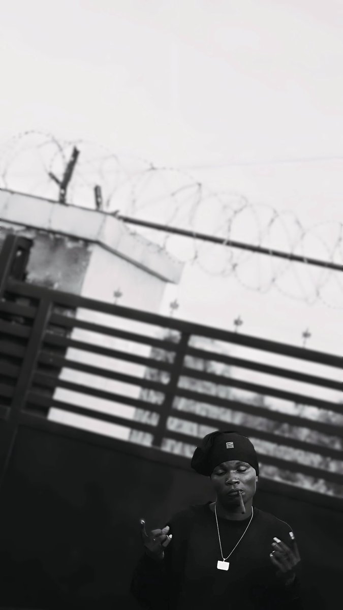 michaelispained's tweet photo. 🖤 https://t.co/JBlAIHlhI6