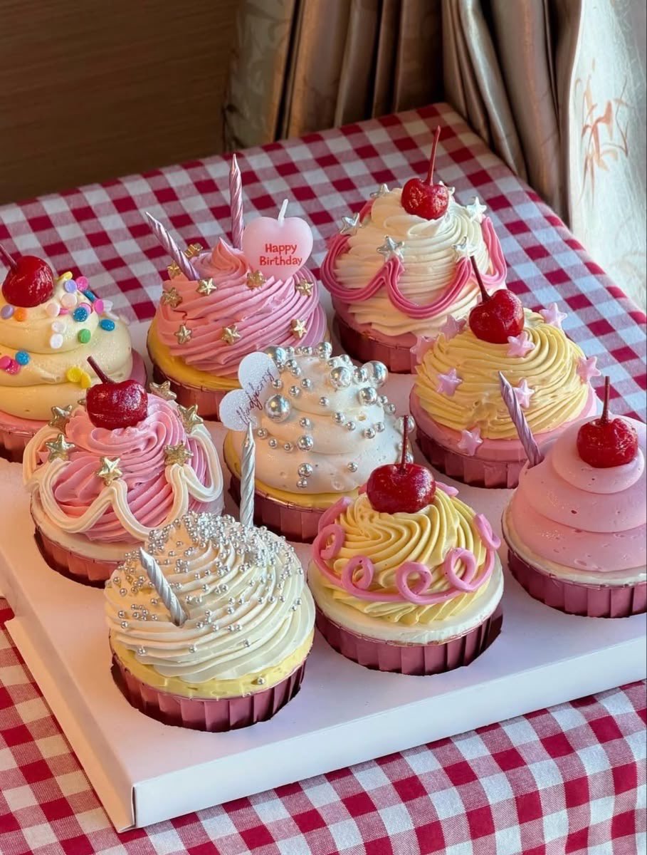virtualh3arts's tweet photo. 🧁🍒🎀 ⋆‧°𓏲ּ𝄢 https://t.co/WWzYiQ8ljJ