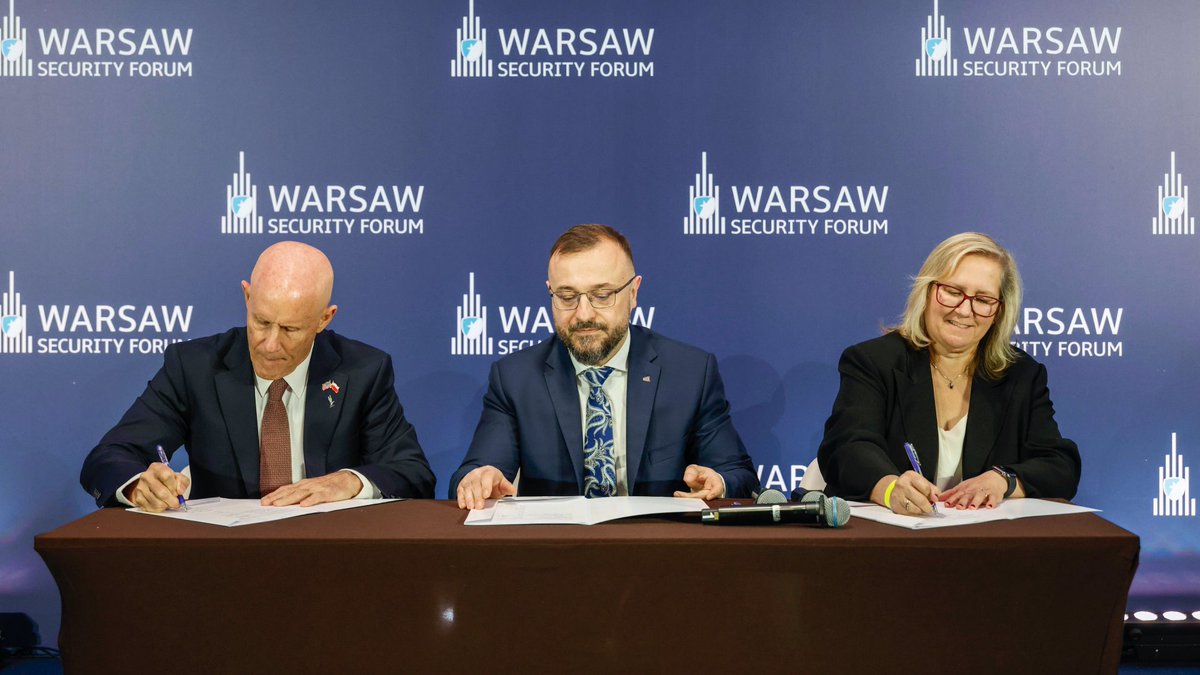 shieldaitech's tweet photo. Building X-BAT sustainment in Poland.
 
At the @WarsawForum, we signed an MOU with @GE_Aerospace and @WZL2_SA to explore in-country maintenance, repair, and overhaul for X-BAT’s F110 engine and AVEN thrust-vectoring nozzle.
 
The work would build the infrastructure, equipment, and training to keep X-BAT mission-ready on @NATO’s eastern flank. Poland gains sustainment capacity at home, while international demand supports the U.S. industrial base behind the aircraft. 
 
Autonomy for the world. The greatest victory requires no war.