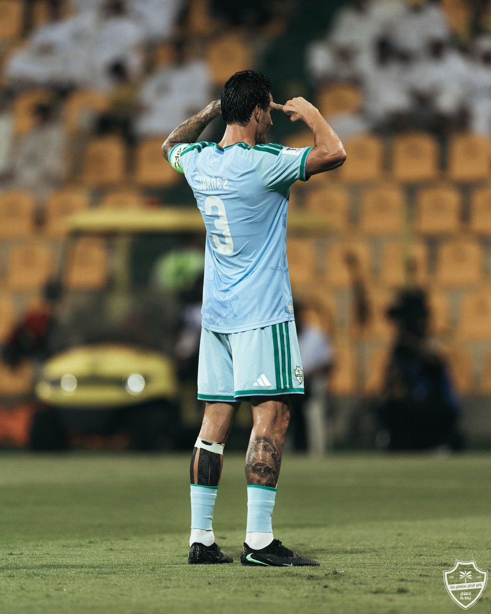 ALAHLI_FC's tweet photo. ما تغيّر شيء هذا «إيبانيز»😮‍💨🩵

#الأهلي_الوصل | #دوري_أبطال_آسيا_للنخبة https://t.co/ymr3GNybOn