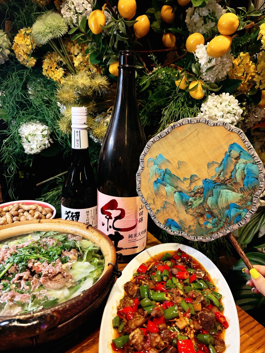 jonun7232's tweet photo. 「今日の晩酌、酉の日限定のお酒と、美味しいおつまみで咕妥（ごちそう）を堪能！使い慣れた器で、至福のひととき」 https://t.co/neaqUPRjXG
