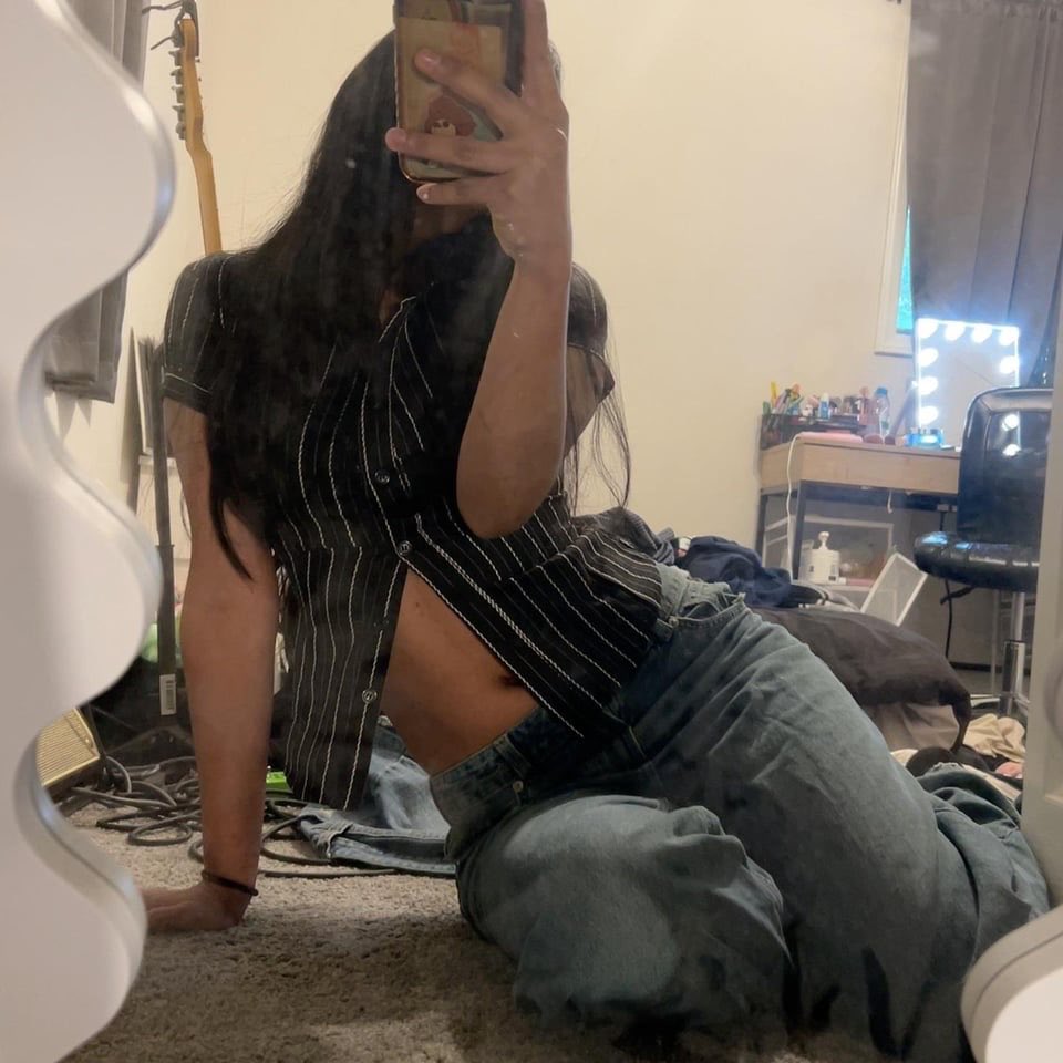 Zac3dsa's tweet photo. Need older men who want to show off with my daughter #wankchat #cuck #bop #gooning https://t.co/kO3d8XX2Nt