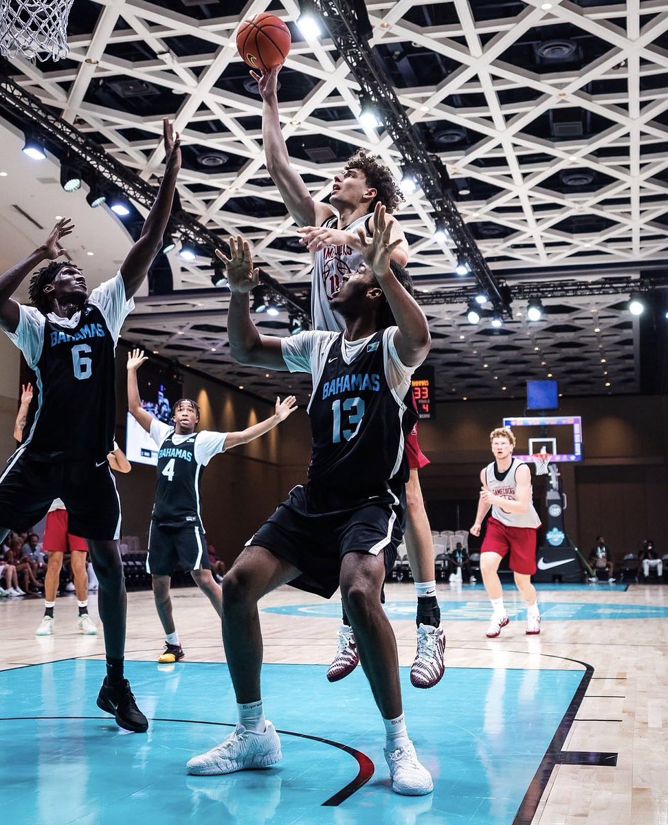 vicbelinchon's tweet photo. About the start…

🧗🏻Juan Fernández & Hugo López x @GamecockMBB! 🚀🇺🇸

@gershbasketball @Deirunas5 @GuiBermejo