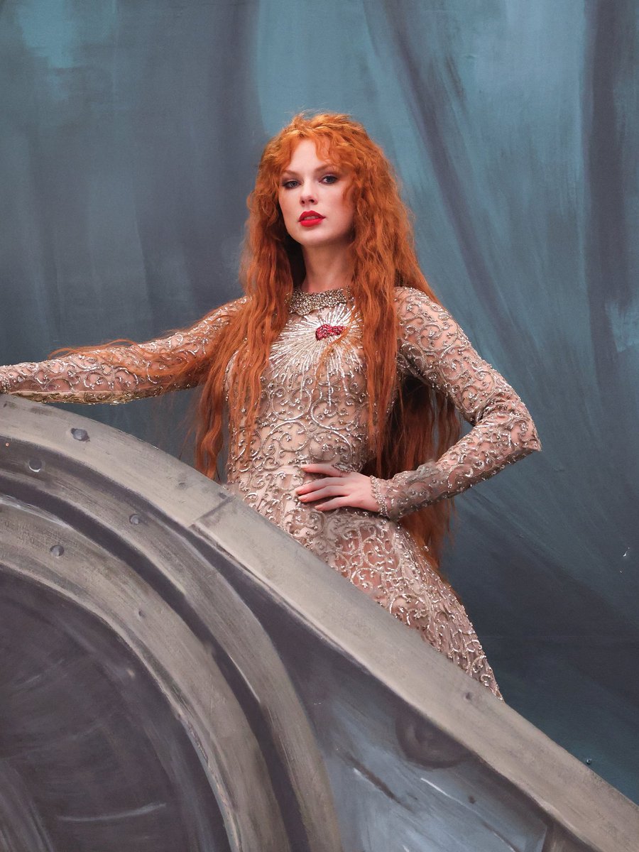swifferupdates's tweet photo. 🏆| For Your #Grammys consideration - "The Fate Of Ophelia" 

💯Record Of The Year
💯Best Pop Solo Performance
💯Best Music Video

The longest running #1 hit of Taylor Swift's 20 year career!

"A masterclass in pop construction" - Billboard 

"Her voice has never sounded stronger" - NPR 

"She gives Ophelia a top-notch with Depeche Mode synth burbles, a Motown hand-clap groove, the Fleetwood Mac “Dreams” drum intro and football imagery" - Rolling Stone 

"Martin’s production bobs and weaves around Swift’s subtle hesitations and soulful spillovers" - popmatters

"A true visual feast" - vogue 

Video Of The Year winner at the 2026 VMAs