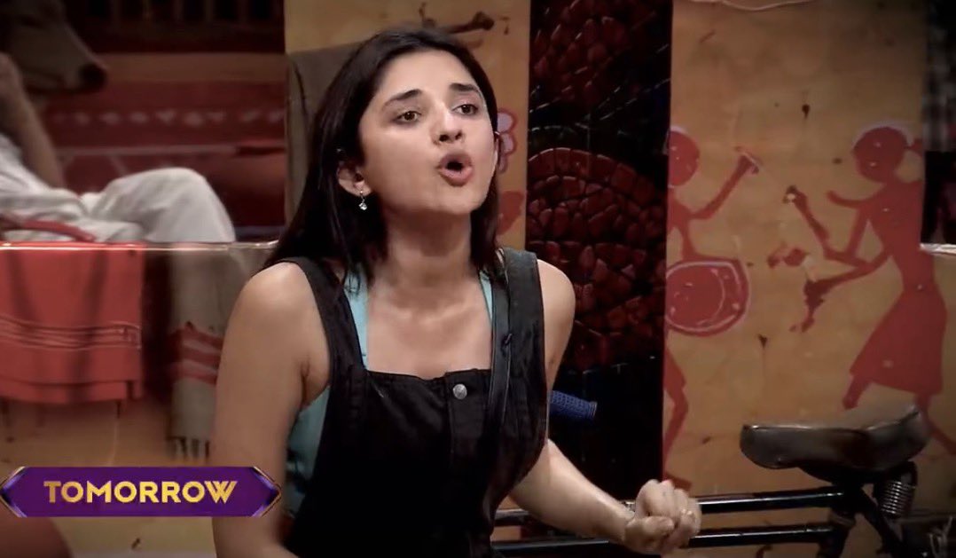 Anaamikamgry's tweet photo. #KanikaMann is gonna slay in tomorrow’s episode too!

Cant wait🔥

#BiggBoss20 #BB20 https://t.co/fDp60cpoFg